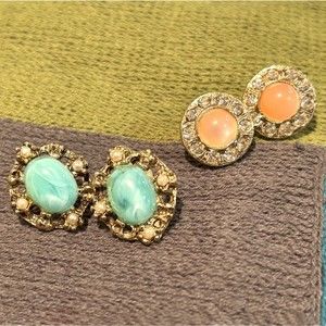 Vintage Cabochon Screw Back Earrings Blue-Green Harlequin Glass/Peach Rhinestone